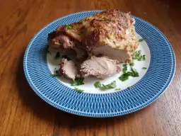 Jak upiec soczysty udziec z indyka? Sekret idealnego mięsa