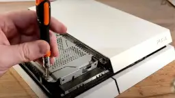 Ile lombard zapłaci za PS4? Realne ceny i jak podbić wycenę