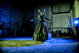 Stwórz klimat lat 60.! Dekoracje DIY na niezapomnianą imprezę