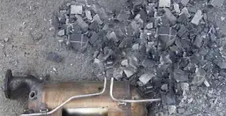 Czy po wycięciu DPF auto kopci? Skutki usunięcia filtra dla silnika