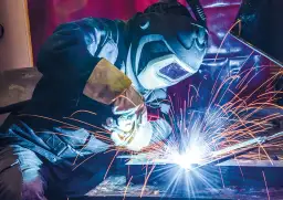 Ile godzin trwa kurs spawacza? Poznaj szczegóły i różnice