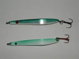 Przynęty na belonę - skuteczne wabiki, które zwiększą Twoje połowy