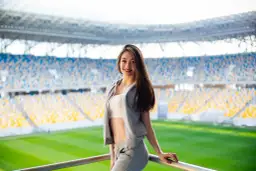 Co ubrać na mecz piłki nożnej, by czuć się komfortowo i stylowo?