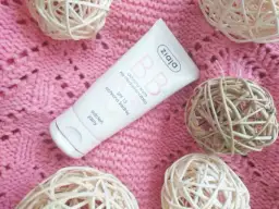 BB aktywny krem na niedoskonałości – idealne rozwiązanie dla cery