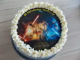 Jaki krem pod opłatek na tort – idealne rozwiązania dla perfekcyjnego tortu