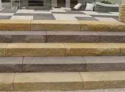 Czy budowa schodów zewnętrznych wymaga pozwolenia? Sprawdź przepisy