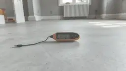 Ile schnie wylewka betonowa? Sprawdź, co wpływa na czas schnięcia