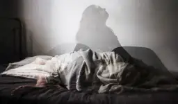 Jak zapobiec zmazom nocnym i odzyskać kontrolę nad snem