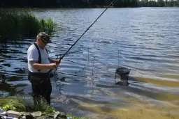 Jak zdobyć pozwolenie na wędkowanie w jeziorze niedzięgiel i uniknąć problemów
