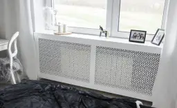 Jak zamaskować rury od grzejnika: 7 skutecznych sposobów na estetykę wnętrza