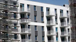 Ceny mieszkań 2026: Kupować teraz czy czekać? Prognozy ekspertów.