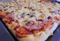 Jak zrobić, żeby ciasto na pizzę było miękkie i puszyste? Sprawdź!