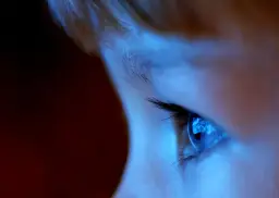 Jak wyłączyć niebieskie światło w telefonie i poprawić komfort oczu