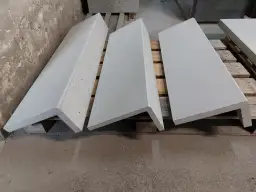 Okładziny betonowe na schody: trwałe i estetyczne rozwiązanie