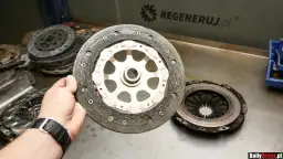 Sprzęgło w automacie: Jak rozpoznać zużycie i ile kosztuje naprawa?