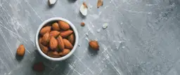 Ile kalorii mają migdały? Wartość odżywcza i wpływ na dietę