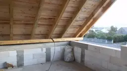 Jak podnieść dach bez rozbierania i uniknąć kosztownych błędów