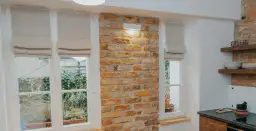 Roleta rzymska okno narożne: Jak zamontować bezbłędnie?