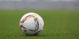 Zarobki piłkarzy w Ekstraklasie: Ile naprawdę zarabiają gwiazdy?