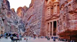 Najlepsze atrakcje turystyczne w Jordanii, które musisz zobaczyć