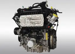 Silnik 1.5 EcoBoost, gotowy do pracy. Zastanawiasz się, ile wytrzyma? Ten kompaktowy motor to serce wielu aut.