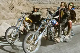 Najlepsze filmy o motocyklach, które wciągną każdego fana dwóch kółek