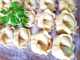 Jak przyrządzić rosół z pielmieni, który zachwyci każdego? Porady