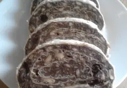 Przepis na ciasto salceson z wafli – łatwe i pyszne smakołyki