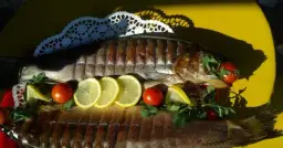 Jak wędzić pstrągi - proste sposoby na idealnie wędzone ryby