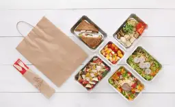 Czy catering dietetyczny się opłaca? Koszty, korzyści i mity do obalenia