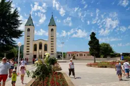 Czy w Medjugorie jest bezpiecznie? Oto co musisz wiedzieć przed podróżą