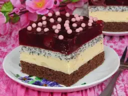 Co upiec na Wielkanoc? Sprawdzone przepisy na tradycyjne ciasta