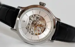 Kto produkuje zegarki Maserati? Odkryj tajemnice marki i producenta