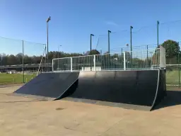 Skatepark Andrychów - Wszystko, co musisz wiedzieć o tym miejscu