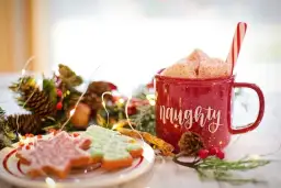 Foremki świąteczne - jak wybrać najlepsze do wypieków domowych w 2025