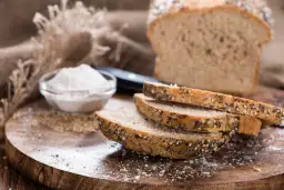 Czy chleb orkiszowy jest zdrowy? Odkryj jego prawdziwe właściwości