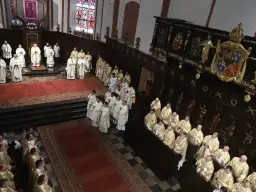 Kiedy musisz iść do kościoła w Wielkanoc: pełna lista świąt nakazanych