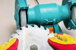 Comment affuter une lame de scie circulaire pour des coupes parfaites