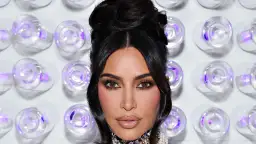 Kim Kardashian i jej wyjątkowe style manicure francuskiego