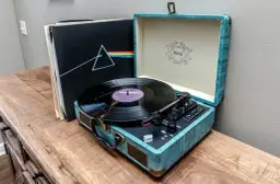 Jaki gramofon vintage wybrać? Odkryj najlepsze modele i ceny