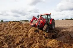 Ciągniki dla gospodarstw 3 ha - jaki model będzie optymalny?