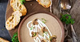 Co do zupy grzybowej? Sprawdzone składniki i przepisy na smakowitości