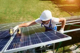 Jak zwiększyć moc falownika i uniknąć strat w energii słonecznej