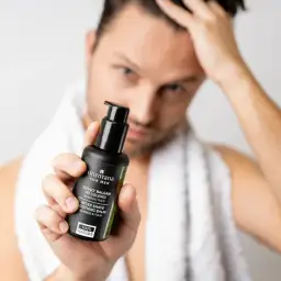 Skuteczne sposoby na podrażnienia po goleniu twarzy, które działają