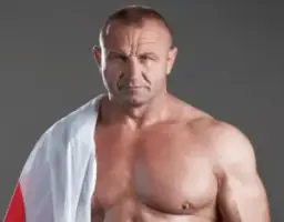 Ile lat ma Mariusz Pudzianowski? Zaskakujący wiek strongmana