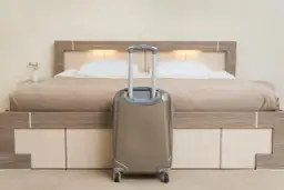 Jak księgować fakturę z Booking.com z prowizją bez błędów?