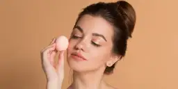 Jak często myć gąbkę do makijażu, aby uniknąć problemów ze skórą