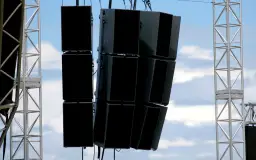 Moc i klarowność: Zalety głośników aktywnych w reprodukcji dźwięku