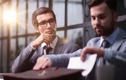 Jak wygląda rozprawa w sądzie za długi i co musisz wiedzieć?