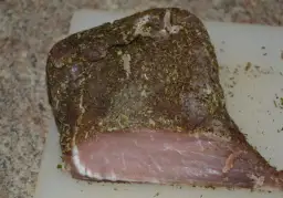 Domowy schab długodojrzewający: perfekcyjna metoda na wyjątkową wędlinę